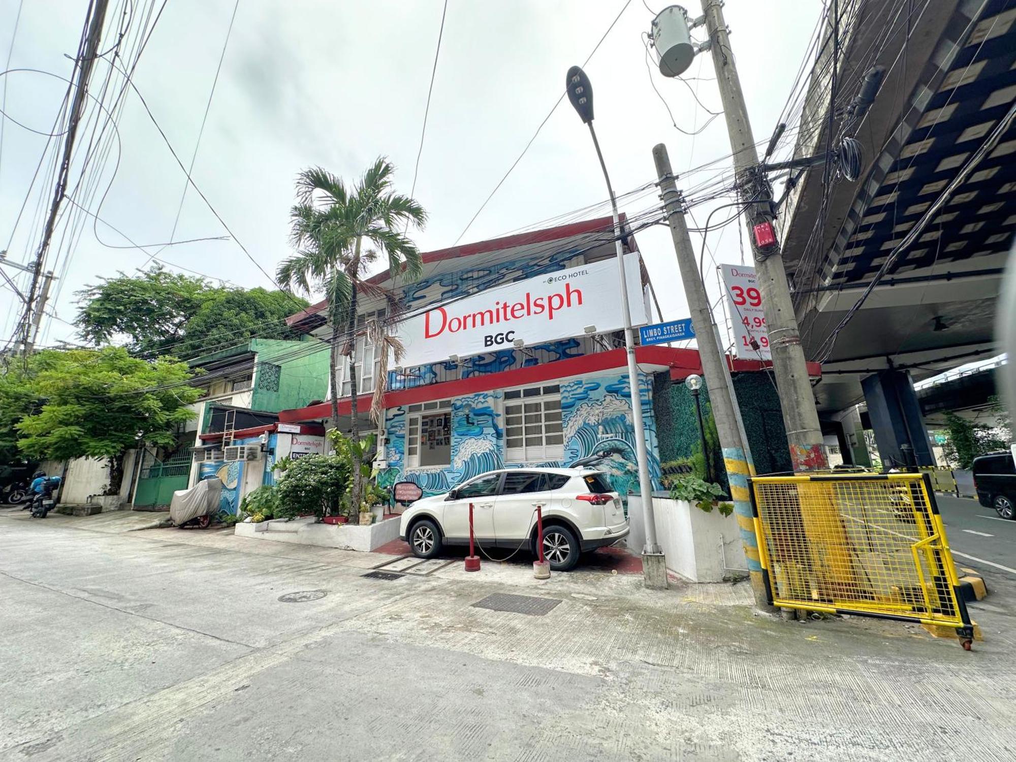 Dormitelsph Bgc Hotel Makati City Bagian luar foto