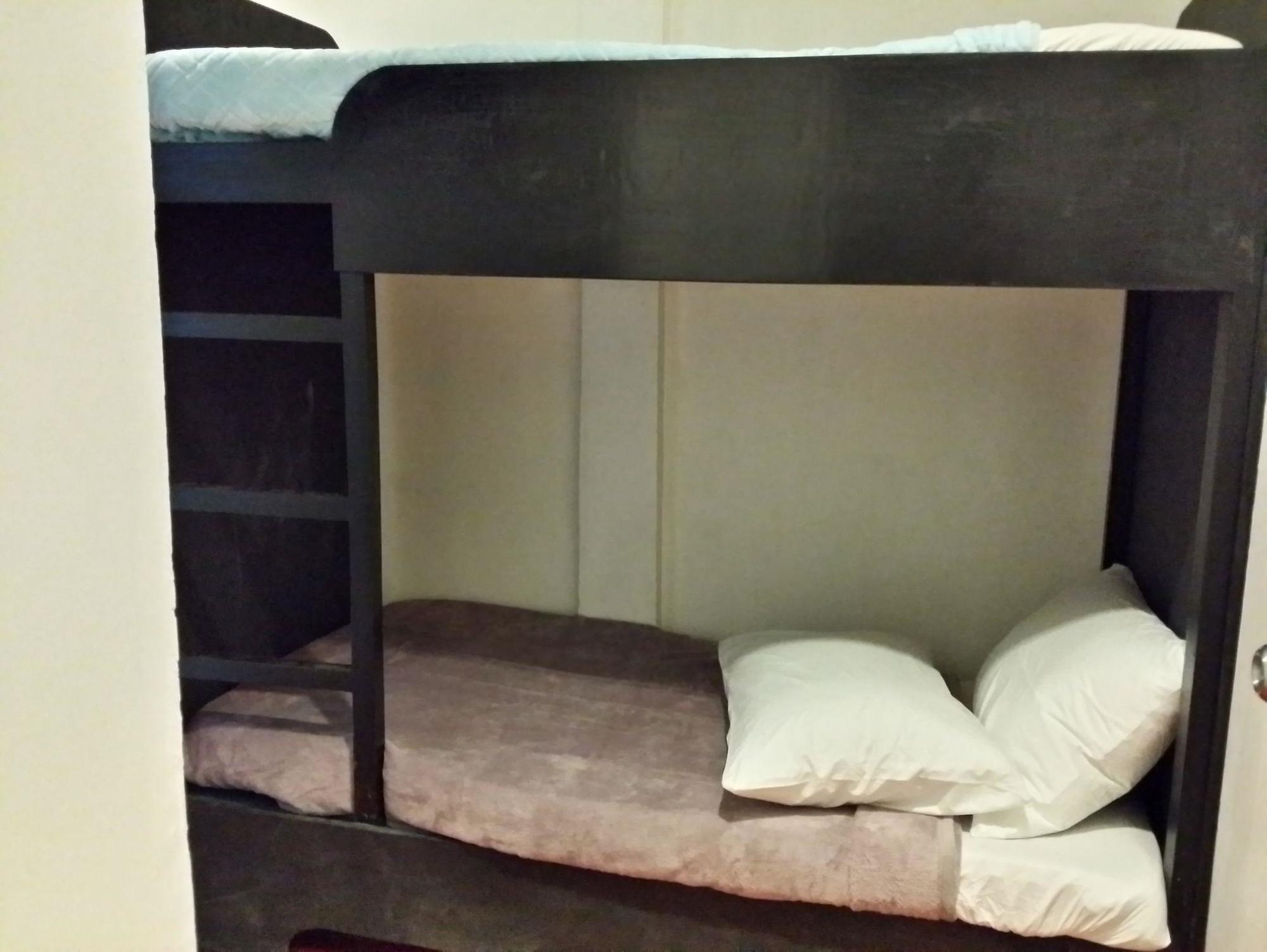 Dormitelsph Bgc Hotel Makati City Bagian luar foto