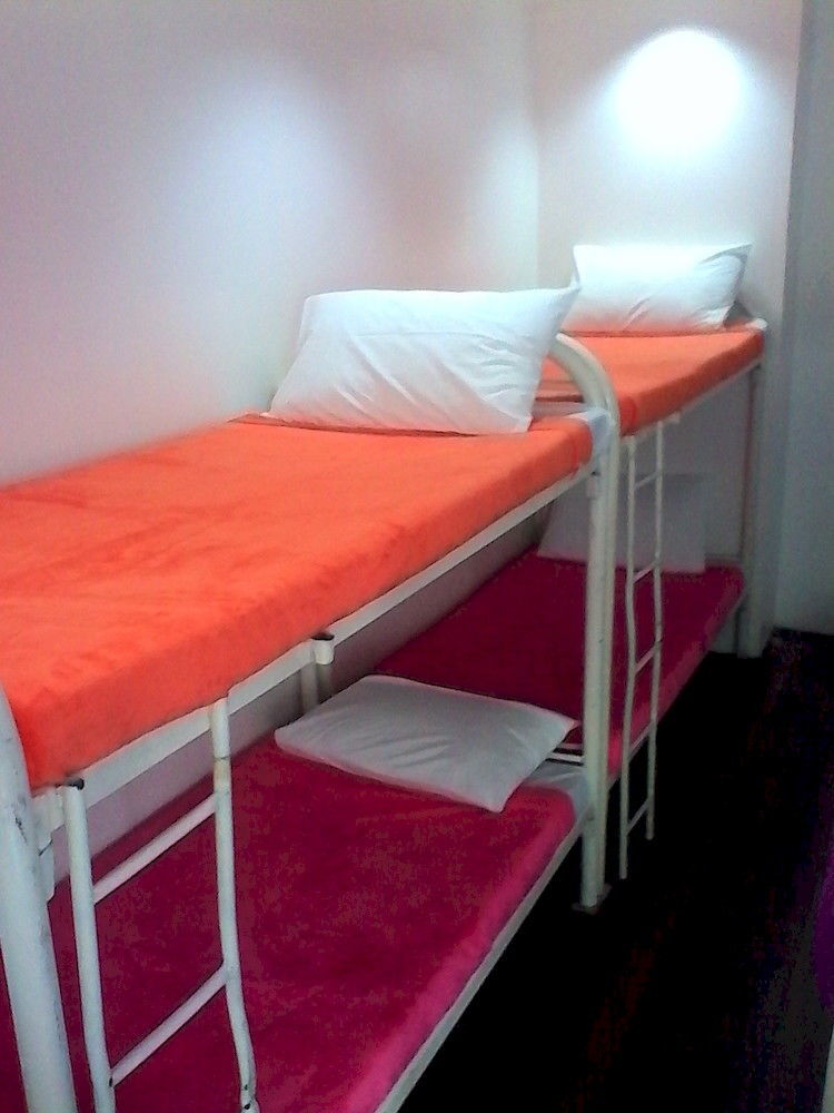Dormitelsph Bgc Hotel Makati City Bagian luar foto